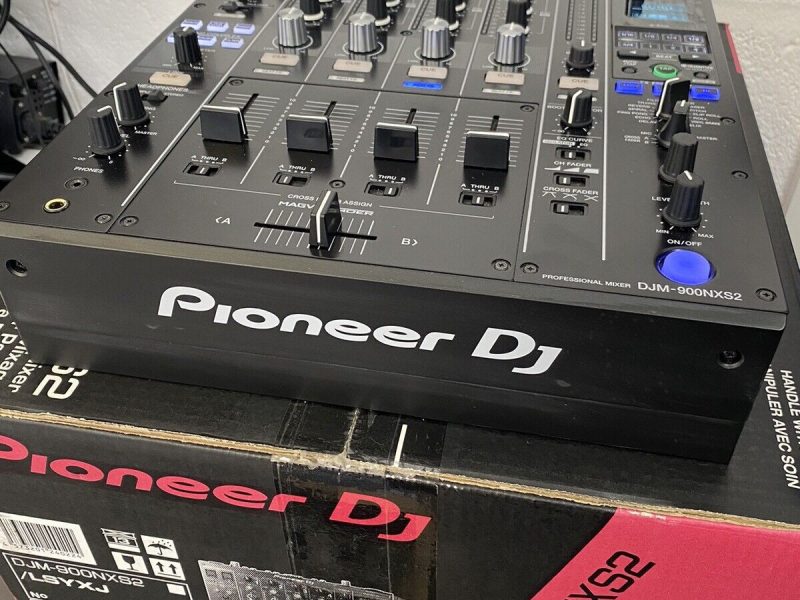 Pioneer CDJ-3000 , DJM-A9